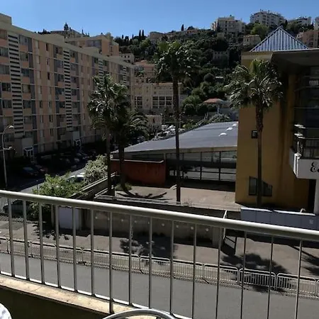 Agreable & Lumineux Proche Hopital Pasteur Daire *
